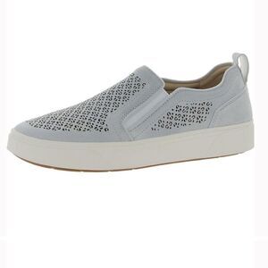 NWOB Vionic Kimmie Perf Sneakers